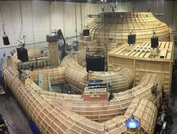 16. Канализационные туннели из фильма "Оно"