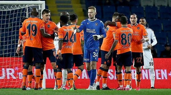 Medipol Başakşehir bu sonucun ardından 43 puana ulaştı ve maç fazlasıyla liderliğe yükseldi.