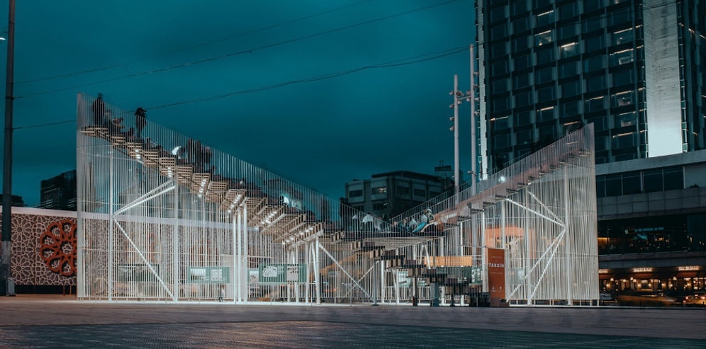 Taksim Meydanı Kentsel Tasarım Yarışması Kapsamında Açılan 'Kavuşma Durağı' Büyük İlgi Gördü