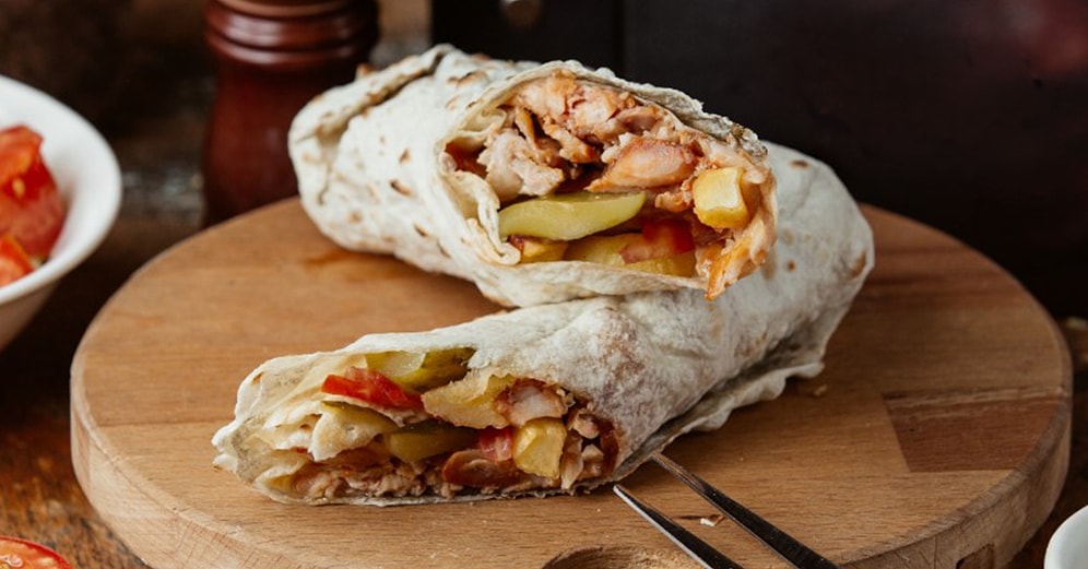 Tavuk Döner Tarifi: Sokak Lezzetlerinin En Sevileni Tavuk Döner Nasıl Yapılır?