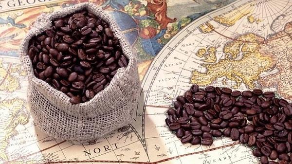 Türk kahvesinin ortaya ilk çıkışı ile ilgili çeşitli rivayetler olsa da en güçlü olanı ile başlayalım. Tüm kahvelerin ana vatanı Habeşistan olarak biliniyor. İsmini de buradaki Kaffa yöresinden almış. Bu bölgeden Yemen'e ve zamanla tüm Ortadoğu'ya yayılmış.