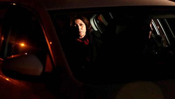 Gözaltı kararı sonrasında Kavala'nın eşi Ayşe Buğra Silivri Cezaevi’nin yakınında bulunan restoranı terk ederek, bölgeden uzaklaştı