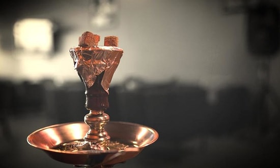 Seri Köz İsteyenler İçin Yeni Dönem: Sigaradan Sonra Nargilelerde de Zorunlu Sağlık Uyarıları Yer Alacak