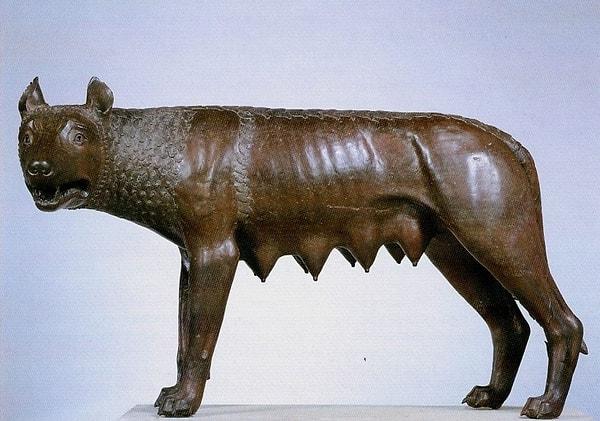 6. 'Capitoline Wolf' heykeli, eski zamanlarda yapılmadı.