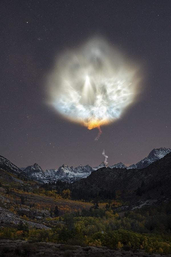 12. Cennet Gibi Bulutlar Ödülü: Pacex Roketi Egsozu, Sierra Nevada, Kaliforniya ABD, Brandon Yoshizawa