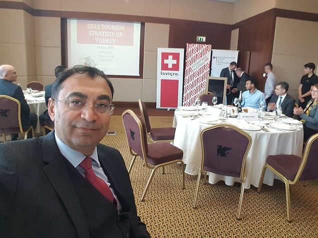 "Öğrencisi ile cinsel ilişkiye girerek arasındaki hiyerarşik yapıyı kullanmıştır ve suç işlemiştir"