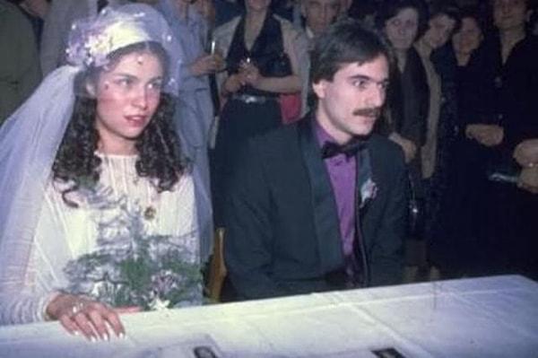 1980 yılında ilk evliliğini Muhsine Şehnaz Kamiloğlu ile yapan Erbil, 1985 yılında Muhsine hanımdan boşanıp yine aynı yıl tekrar Muhsine hanımla evlendi, sonra tekrar boşandı. Böylelikle 2 kere aynı kadınla evlenmiş oldu. Bu evlilikten de Sezin Erbil dünyaya geldi.