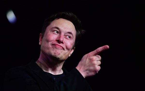 Kurduğu milyar dolarlık şirketleri ve yaptığı işlerle sürekli gündemde olan Elon Musk'ı bakalım nasıl bir gelecek bekliyor...