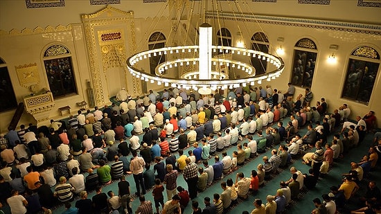 Almanya'da Irkçı Saldırı Sonrası Camilere de Polis Koruması Geliyor