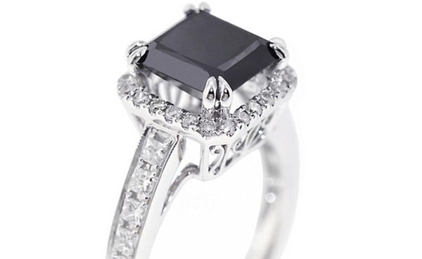 4. Серендибита - 18 000 долларов за карат