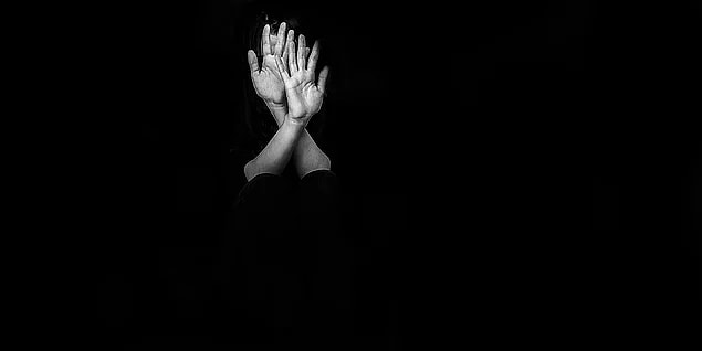Anne Saniye D. defalarca şiddete maruz kaldığını ve daha önce de bebeğini düşürdüğünü anlattı.