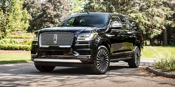 3. Lincoln Navigator
