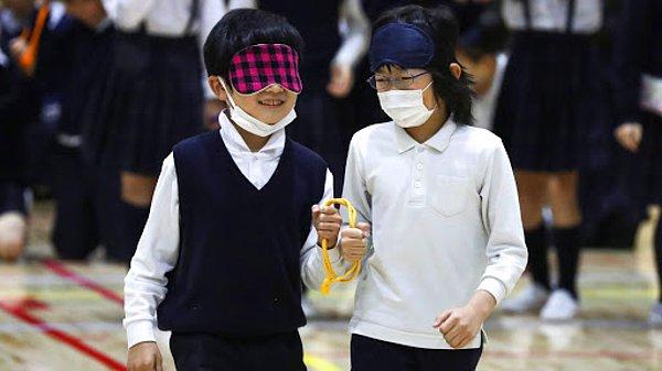 Japonya'da okullar mart sonuna kadar tatil