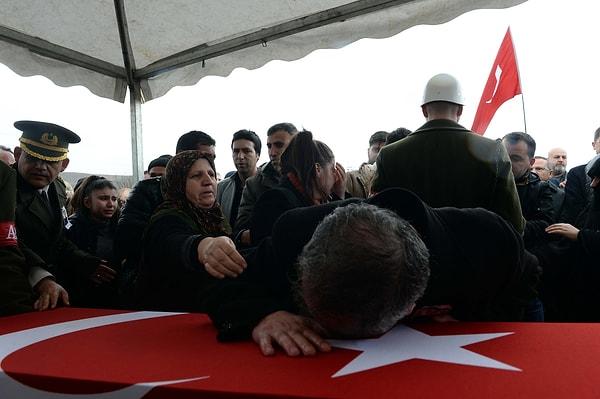 Piyade Uzman Çavuş Adem Akın'ın cenazesi, memleketi Tokat'ta toprağa verildi.