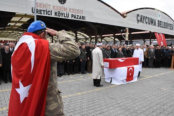 Piyade Uzman Çavuş Tolga Can Yılmaz'ın cenazesi, memleketi Zonguldak'ın Çaycuma ilçesinde toprağa verildi.