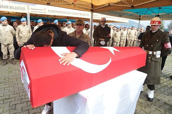 Uzman Onbaşı Ahmet Saygılı'nın (23) cenazesi, memleketi Kahramanmaraş'ın Türkoğlu ilçesinde toprağa verildi.