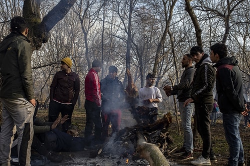 Göçmenlerin Umuda Yolcuğu 3. Gününde: Fotoğraflarla Sınırda Yaşananlar ????