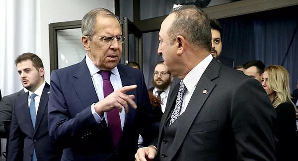 Lavrov, Çavuşoğlu ile konuştu: Gazeteciler ile ilgili durumun çözüme kavuşturulmasını istedi