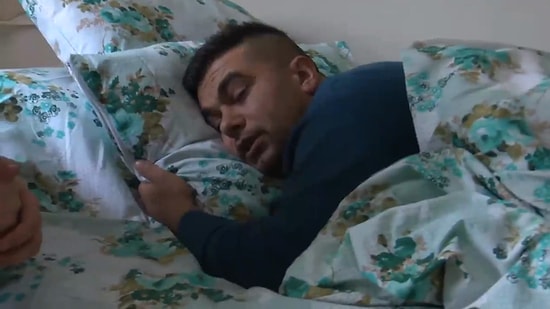 İdlib Saldırısından Yaralı Kurtulan Asker Anlattı: 'Gözümü Açtığımda Şehitler ve Gaziler Yanımda Yatıyordu'