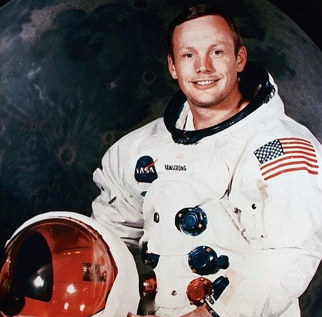 10. 2004 yılında Neil Armstrong’un saçı 3 bin dolara satılmıştır.
