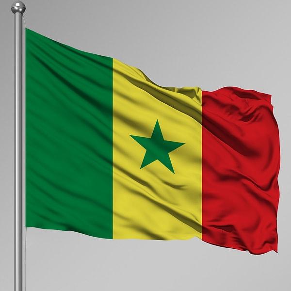 Eski Senegal başkanı  Abdoulaye Wade bu fikrin 2017 yılına kadar gerçekleşebileceğini söyleyerek projeyi desteklemişti.