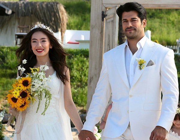 1. "ЧЕРНАЯ ЛЮБОВЬ" / "Kara sevda" (2017 г.)