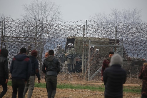 Yunan Güvenlik Güçleri Mültecilerin Üzerine Ateş Açtı: 1 Kişi Öldü, 5 Kişi Yaralandı