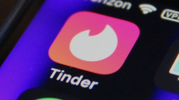 Tinder начало рассылать предупреждения о короновирусе