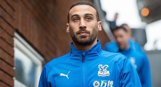 Talihsizlikler bitmek bilmezken bir kötü haber de İngiltere'den geldi. Everton'dan devre arasında Crystal Palace'a kiralanan Cenk Tosun, antremanda yaşadığı sakatlık sonrası sezonu kapattı.