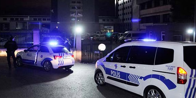 "Bana küfretti ben de iki gözünü çıkarıp yedim"