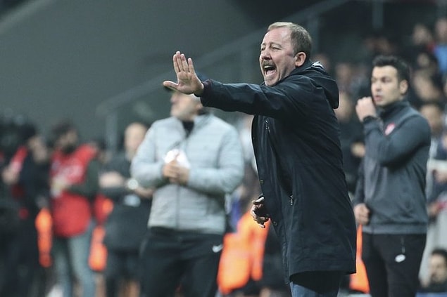 Beşiktaş bu sonuçla puanını 43 yaparken gelecek hafta oynanacak Galatasaray derbisi öncesi fire vermedi.