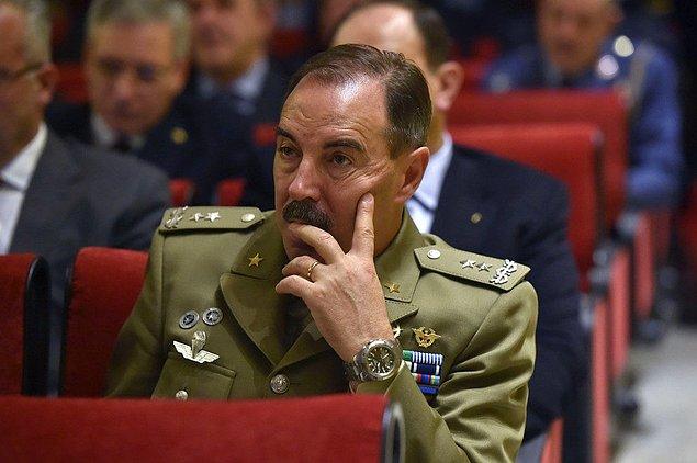 İtalya Genelkurmay Başkanı da General Salvatore Farina da bugün yaptığı açıklamada kendisinin de pozitif olduğunu söyledi.
