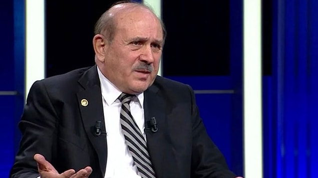 "Kuzu kuzu oturmuş garibim"