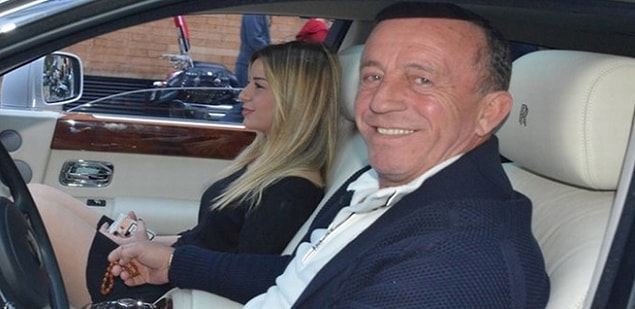 Aralarındaki 37 yaşlık fark, Hazal'ın ailesini de epey rahatsız ediyordu...