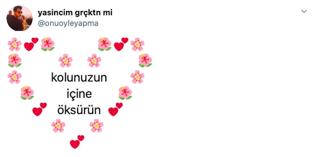 1. Kişisel sağlık önlemlerinin yanı sıra diğer insanların da hayatını riske atmamak için çeşitli önlemler almamız gerekiyor. Twitter'da bir kullanıcı da bunu hatırlatmak istedi.