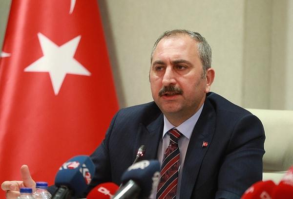 Adalet Bakanı: Tüm cezaevlerindeki görüşler iki hafta süreyle ertelendi