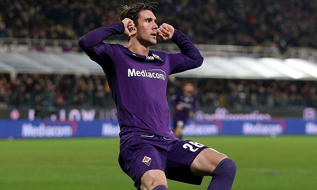 18. Dušan Vlahović - Fiorentina