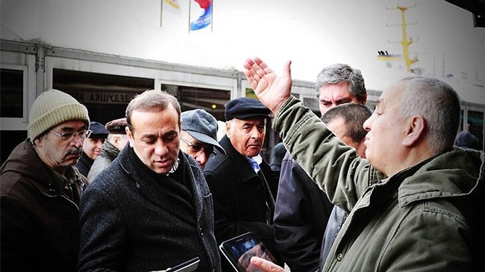 Ömrü Şehir Hatları Vapurlarında Geçti: İstanbul'un Kibar Beyefendisi 'Burhan Pazarlama' Hayatını Kaybetti