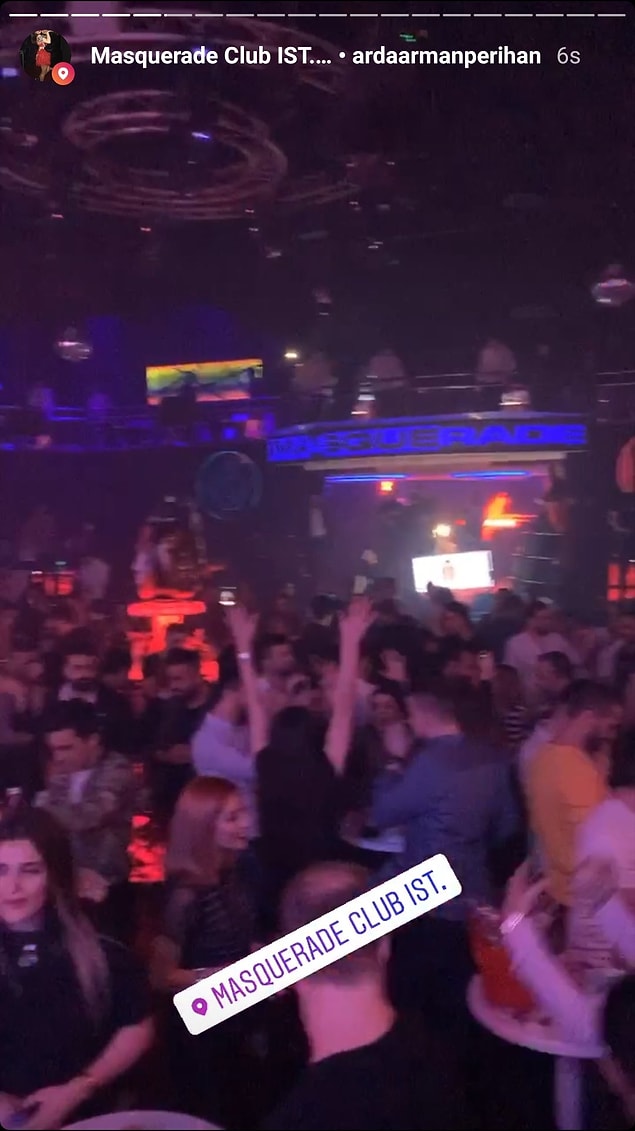 Böyle önlemler alınmışken ve alınmaya devam ederken, "kalabalık ortamda bulunmayın" uyarıları yapılırken işin ciddiyetini hala anlayamayan insanlar, eğlence mekanlarında bulunmaya devam ediyor.