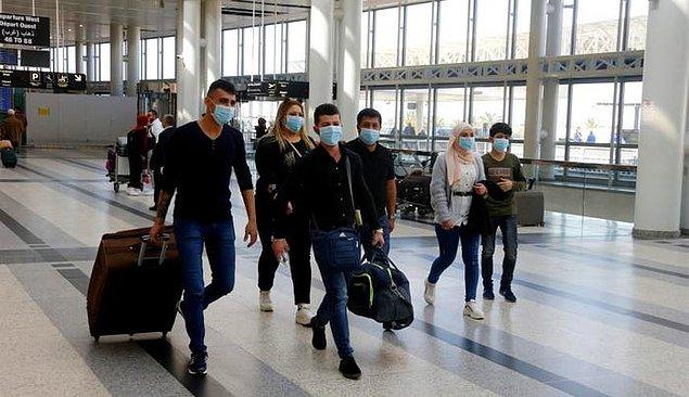 ABD, İngiltere, Ukrayna, Romanya ve Tayvan'da ülkeye yasa dışı yollarla maske sokmaya çalışan çeteler yakalandı.