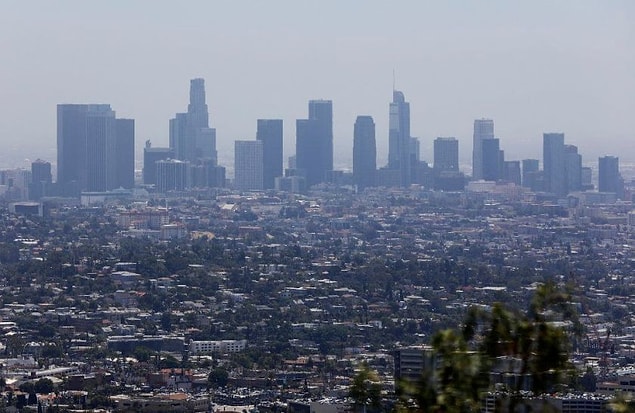 Los Angeles şehrinde de bar, kafe ve gece kulüpleri kapatıldı