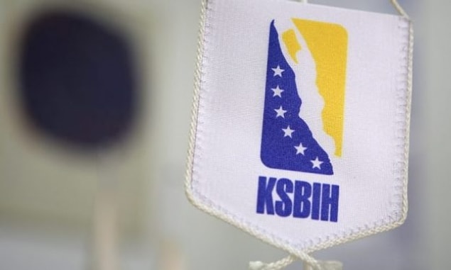9. Bosna Hersek Basketbol Federasyonu yaptığı bir açıklamayla corona virüsü sebebiyle 2019-2020 sezonunun iptal edildiğini duyurdu. Federasyon, mevcut puan durumunda ilk sırada yer alan Igokea’yı bu sezonun şampiyonu olarak ilan etti.