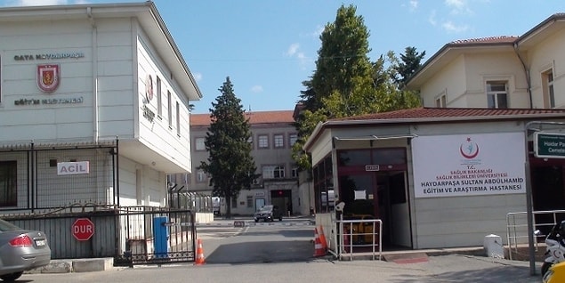Başhekimlik: 'Kovid-19'a bağlı vefat ettiği kanaati oluşmuştur'