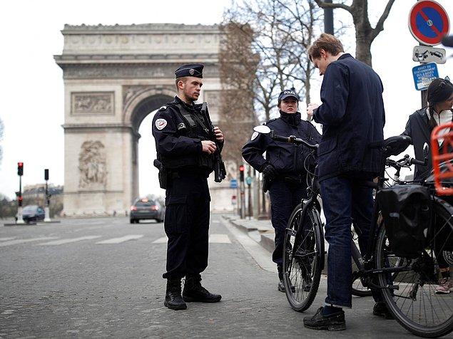 Fransa'da hayatını kaybedenlerin sayısı 372'ye yükseldi
