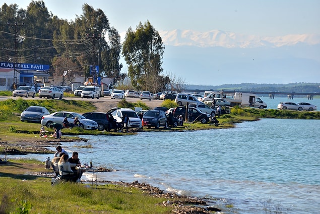 Adana'da da piknik alanları doldu...