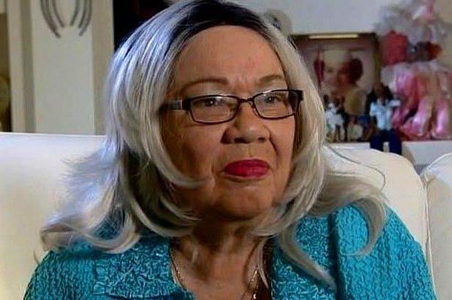 6. Texas'lı bir kadın 1940'larda siyahi bir aile tarafından evlat edinilmişti. Bu kadın kendisinin beyaz olduğunu 2013'te evlatlık belgelerini bulunca fark etti.