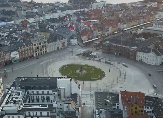 Karantina Altındaki Kopenhag'da Caddeler ve Yollar Bomboş Kaldı