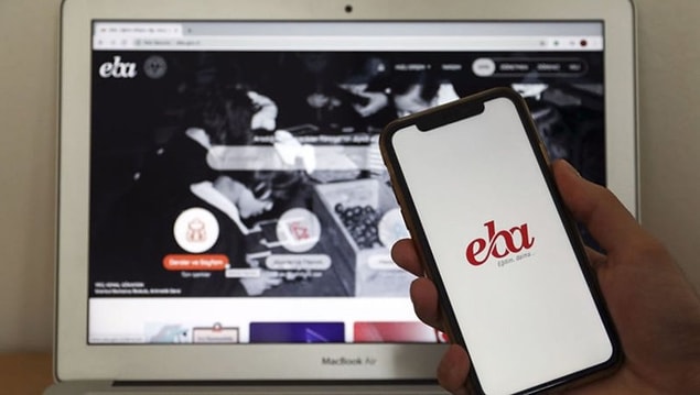 Aynı zamanda televizyondan değil de bilgisayar, tablet ya da telefon üzerinden takip edecek öğrencilerin dersi online olarak takip edebilmeleri de mümkün.