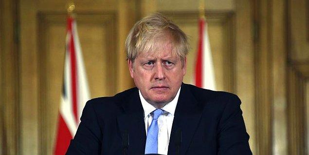 Boris Johnson, sokağa çıkma yasağı ilan edildiğini duyurdu.