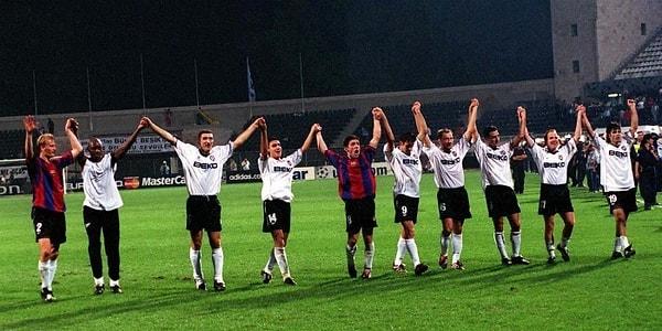 13. 19 Eylül 2000 / Beşiktaş-Barcelona: 3-0
